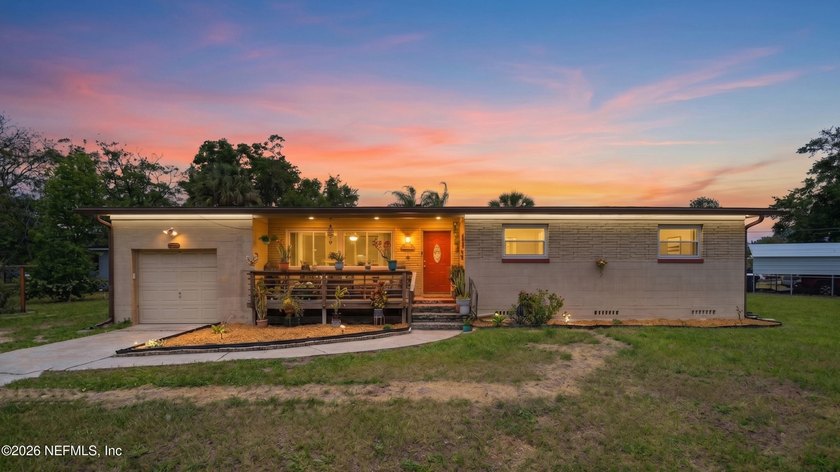 Tucked away on a beautiful 0.27-acre corner lot, this charming - Beach Home for sale in Jacksonville, Florida on Beachhouse.com