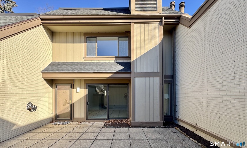 Dreaming of Living By the Beach? Now is your chance to own this - Beach Condo for sale in Milford, Connecticut on Beachhouse.com