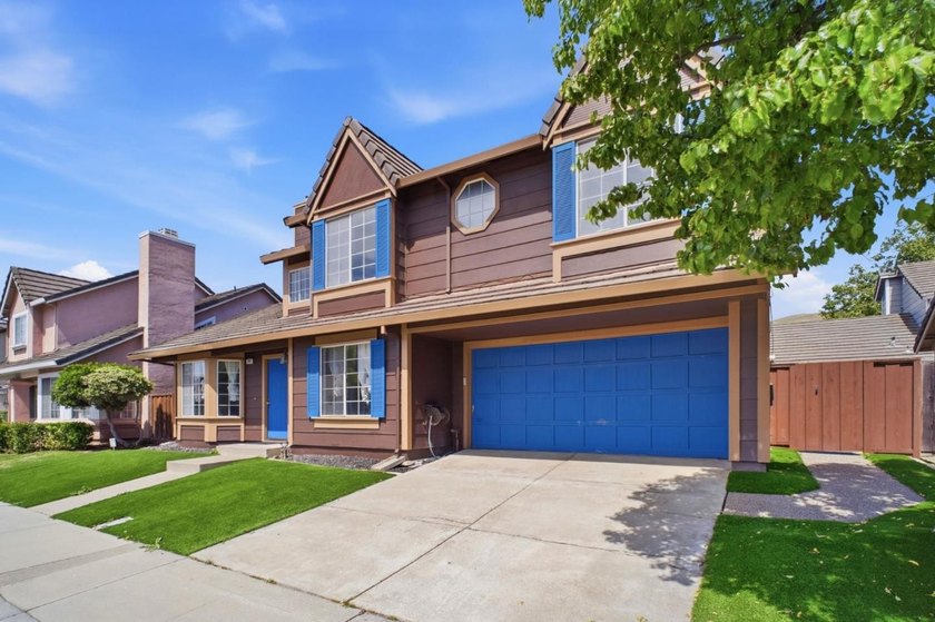 Welcome to 263 Sandstone Dr, a 1989-built Contemporary - Beach Home for sale in Fremont, California on Beachhouse.com