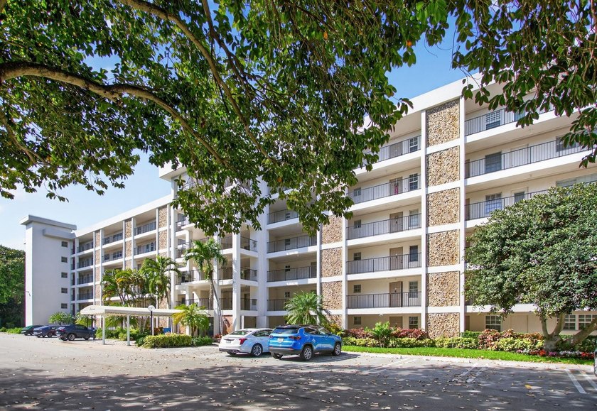 Experience lakefront living in a charming condo nestled in the - Beach Condo for sale in Pompano Beach, Florida on Beachhouse.com