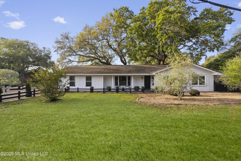 Experience the best of ''The Pass'' in this immaculate, updated - Beach Home for sale in Pass Christian, Mississippi on Beachhouse.com