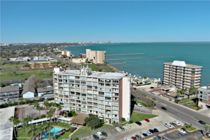 This stunning 2-bedroom, 2-bath condo has been remodeled - Beach Condo for sale in Corpus Christi, Texas on Beachhouse.com