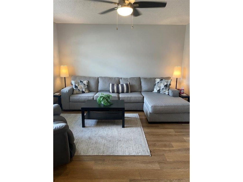 1ST FLOOR, TURN-KEY, WATERFRONT, 1/1.5 IN DESIRABLE CAMBRIDGE! - Beach Condo for sale in Deerfield Beach, Florida on Beachhouse.com