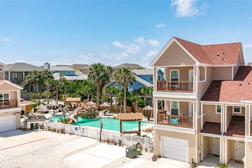 The perfect getaway! From sandy shores to delicious restaurants - Beach Townhome/Townhouse for sale in Port Aransas, Texas on Beachhouse.com