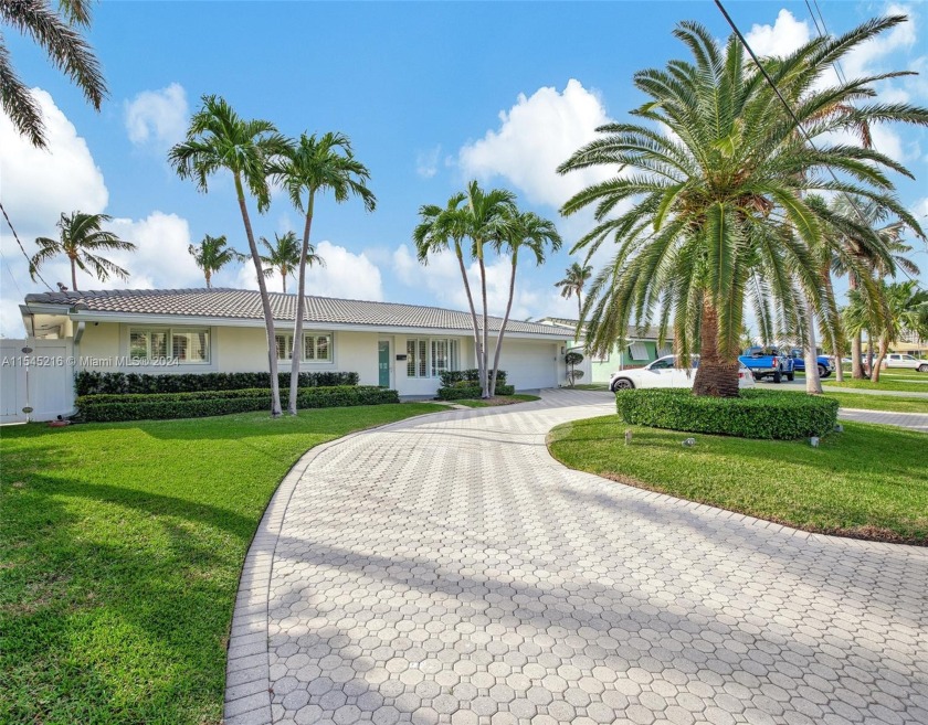 Outstanding location within *Harbor Village Island* gated - Beach Home for sale in Pompano Beach, Florida on Beachhouse.com