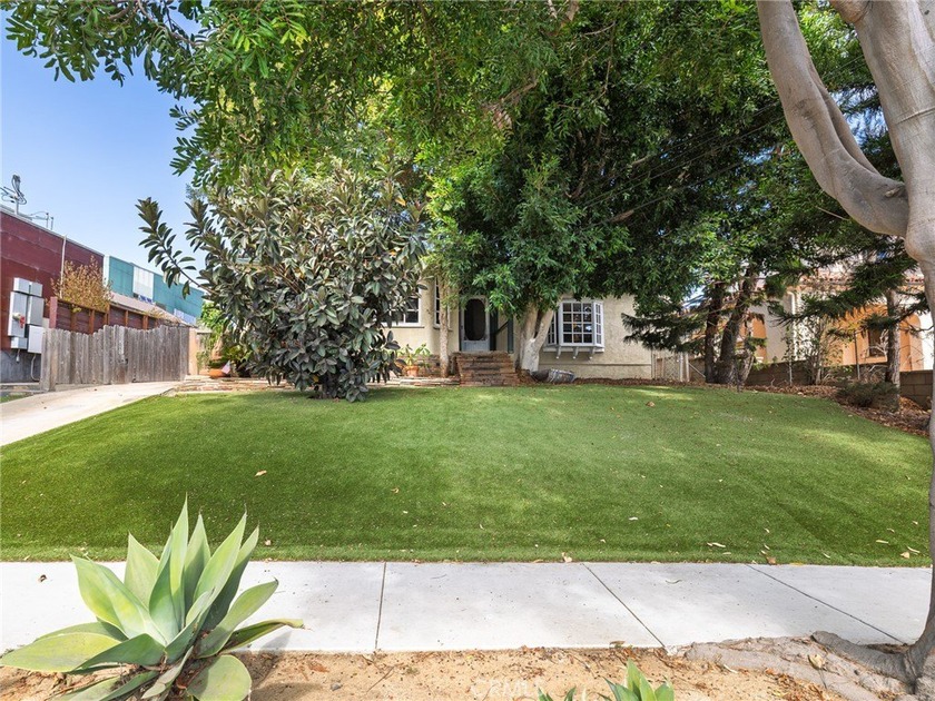 Excellent opportunity to buy a home on an expansive lot in a - Beach Home for sale in El Segundo, California on Beachhouse.com