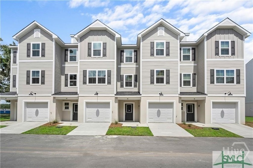 This three-story end-unit townhome perfectly blends modern - Beach Townhome/Townhouse for sale in Savannah, Georgia on Beachhouse.com