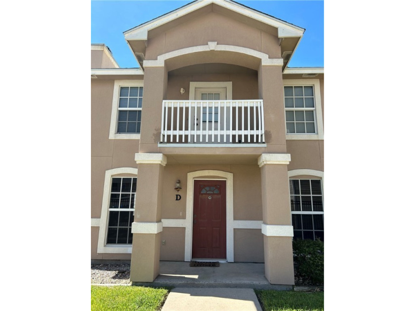 One of the best deals on the market!  An investors dream for - Beach Townhome/Townhouse for sale in Corpus Christi, Texas on Beachhouse.com