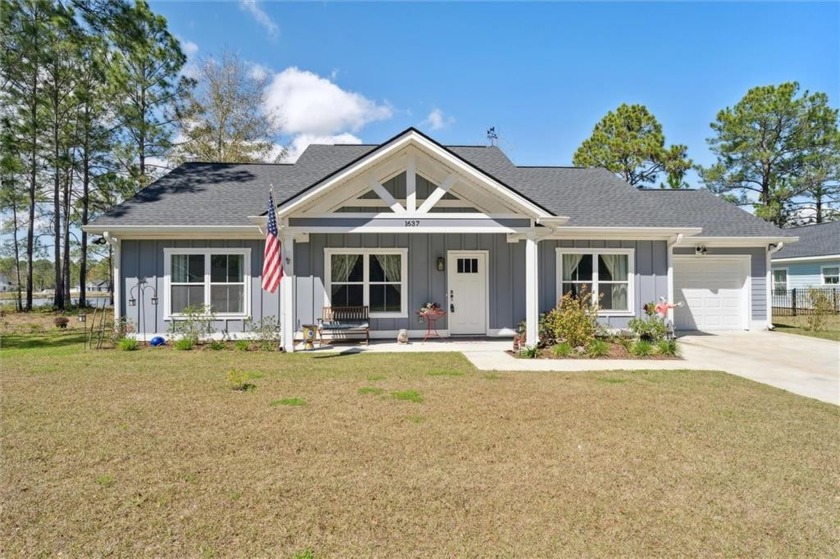 Lakefront Living! Don't miss the opportunity to own this well - Beach Home for sale in Darien, Georgia on Beachhouse.com