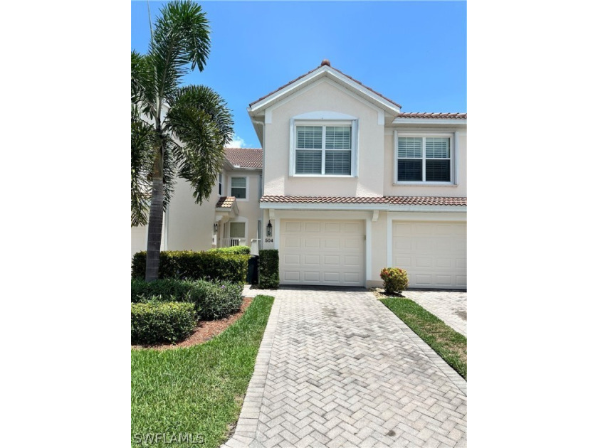 This beautiful move in ready 3 bedroom 2 bathroom Carriage House - Beach Condo for sale in Fort Myers, Florida on Beachhouse.com