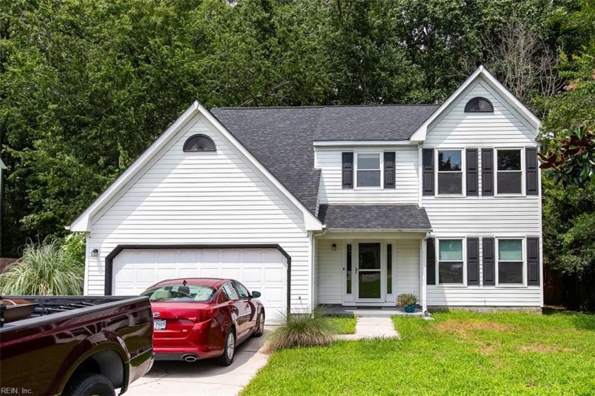 ABSOLUTELY BEAUTIFUL! Steeplechase neighborhood of Suffolk! - Beach Home for sale in Suffolk, Virginia on Beachhouse.com