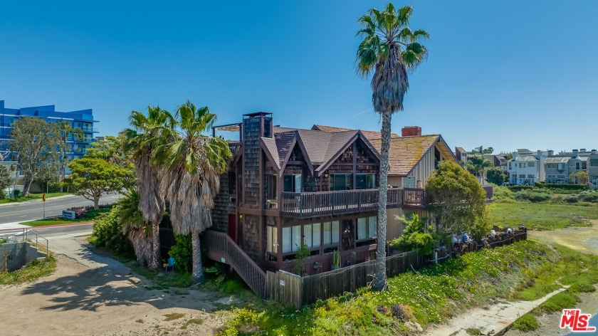 Rents are actual and are lower than market. Gorgeous location on - Beach Home for sale in Marina Del Rey, California on Beachhouse.com