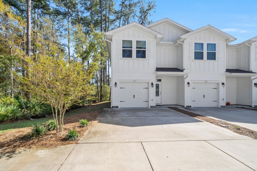 Welcome to your slice of paradise! This practically new - Beach Home for sale in Santa Rosa Beach, Florida on Beachhouse.com