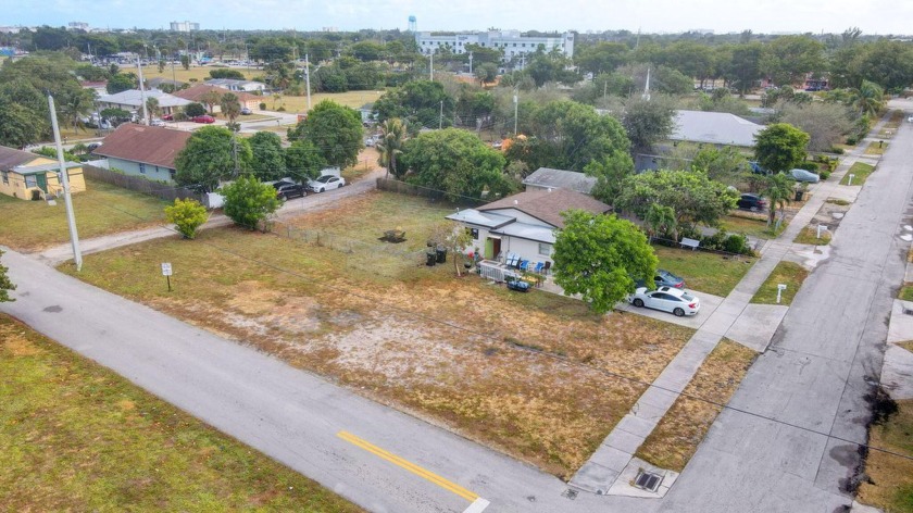 The future is in your hands. Take this OPPORTUNITY to own - Beach Lot for sale in Delray Beach, Florida on Beachhouse.com