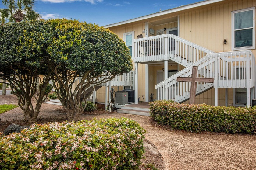 **Seller Offering $5K Flex Cash Closing Costs.**Welcome to your - Beach Condo for sale in Destin, Florida on Beachhouse.com