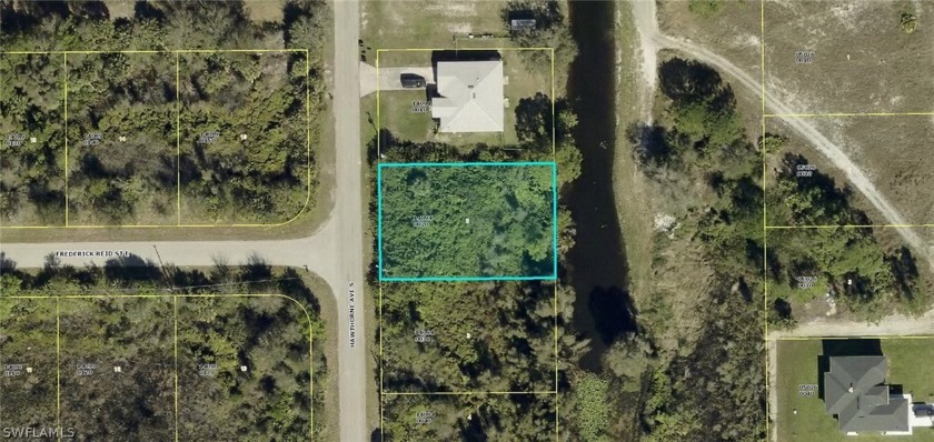 Lot is located close to Bell Blvd and not too far from East Lee - Beach Lot for sale in Lehigh Acres, Florida on Beachhouse.com