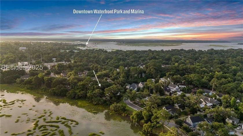 Waterfront view lot near downtown Beaufort. This is an - Beach Lot for sale in Beaufort, South Carolina on Beachhouse.com