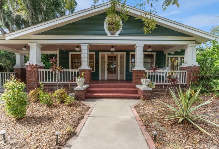 Walk into your dream home! This bungalow gives you all of the - Beach Home for sale in Tampa, Florida on Beachhouse.com