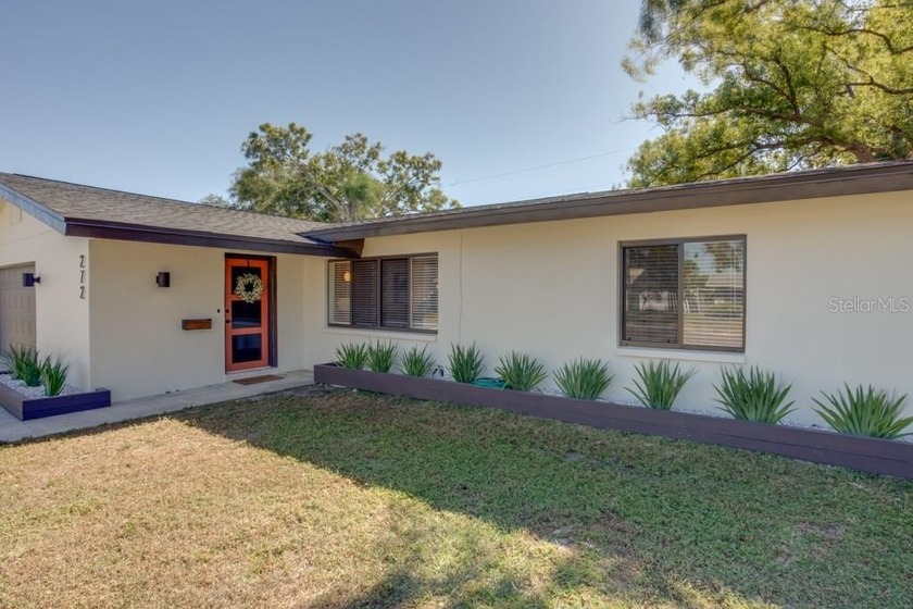 Welcome to 272 79th Ave NE, a fully updated 3-bedroom, 2-bath - Beach Home for sale in St. Petersburg, Florida on Beachhouse.com