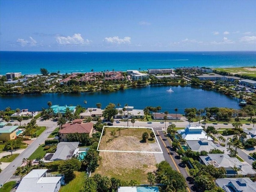 Spectacular oversized lot in the premier location in all of Juno - Beach Lot for sale in Juno Beach, Florida on Beachhouse.com