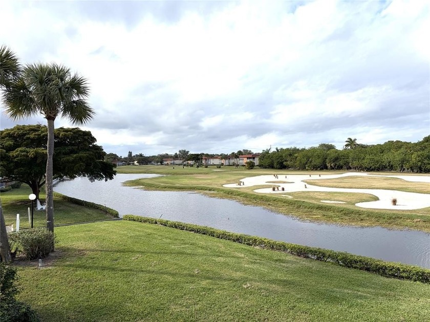 Lakefront Two Bedroom / Two Bath Condo with Beautiful Golf and - Beach Condo for sale in Vero Beach, Florida on Beachhouse.com