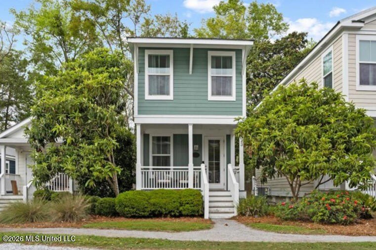 Step into easy coastal living with this fully furnished - Beach Home for sale in Ocean Springs, Mississippi on Beachhouse.com