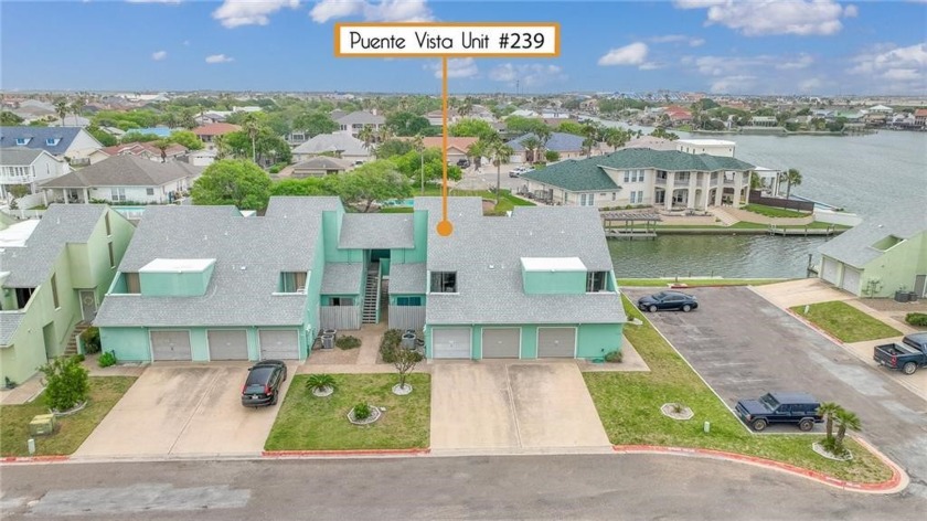 Beautifully remodeled 2 bedroom , 2 bath, 1 car garage condo - Beach Condo for sale in Corpus Christi, Texas on Beachhouse.com