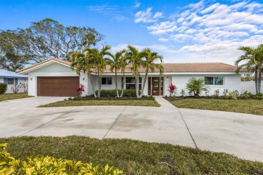 Welcome to 611 Dundee Lane - A Beautifully Renovated Coastal - Beach Home for sale in Holmes Beach, Florida on Beachhouse.com