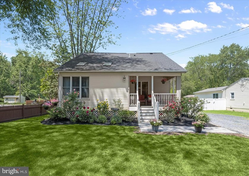 Beautifully updated and filled with thoughtful improvements - Beach Home for sale in Annapolis, Maryland on Beachhouse.com