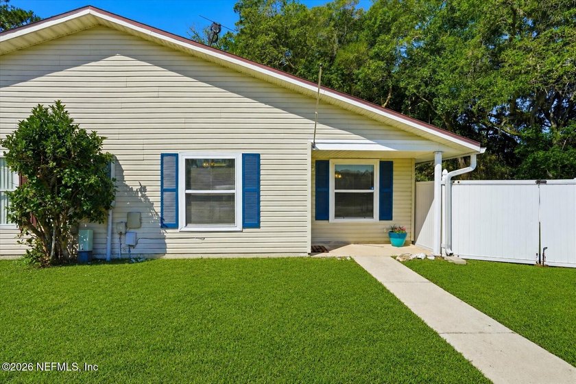 Move-In Ready and Minutes to the Beach. Nestled in the back of - Beach Home for sale in Jacksonville, Florida on Beachhouse.com