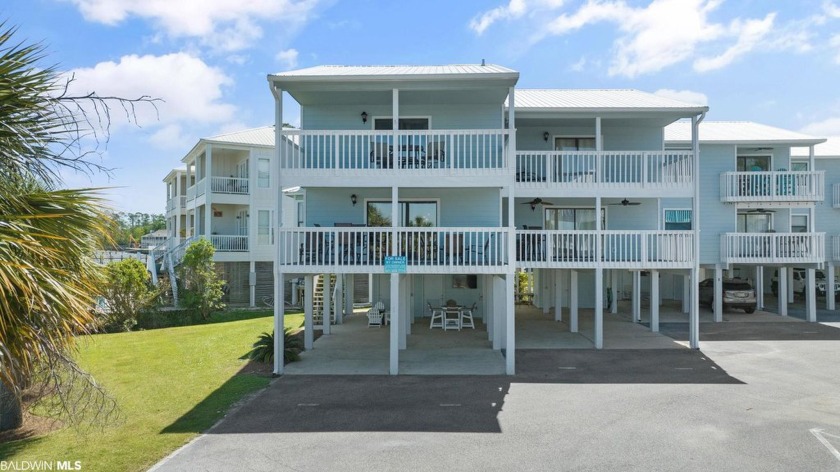 **Price includes 32-34' deeded boat slip with 20,000 lb Tri-Toon - Beach Home for sale in Orange Beach, Alabama on Beachhouse.com