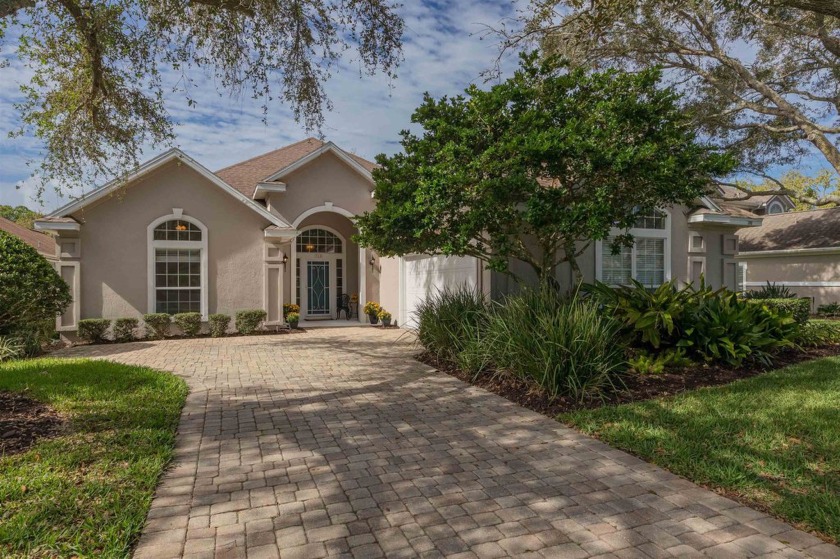 Enjoy An Unparalleled Golf And Country Club Lifestyle In This - Beach Home for sale in St Augustine, Florida on Beachhouse.com