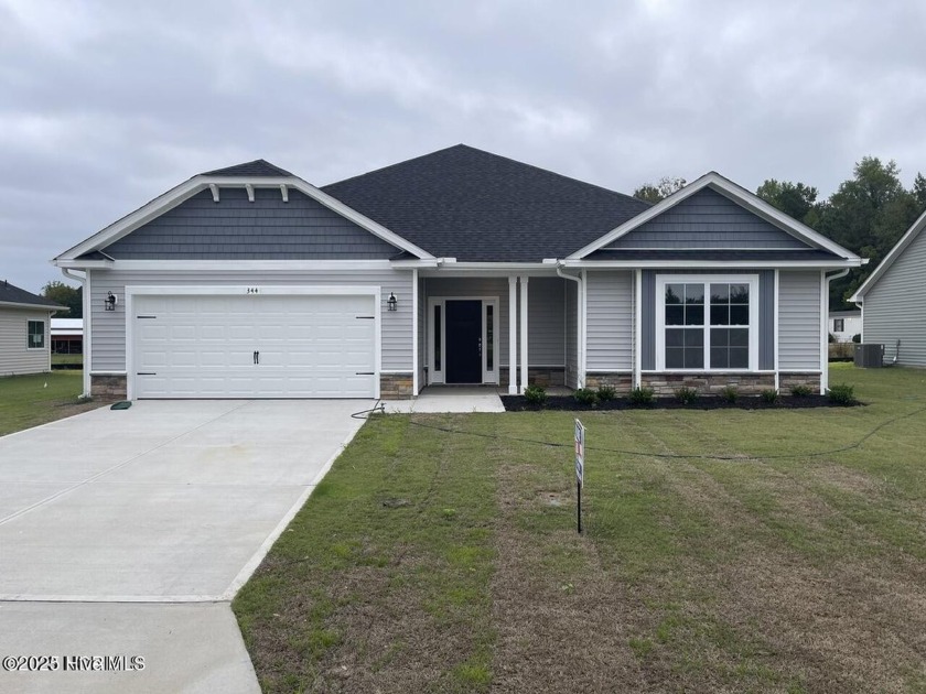 This floor-plan offers 1,902 SF with 4 Bedrooms and two - Beach Home for sale in New Bern, North Carolina on Beachhouse.com