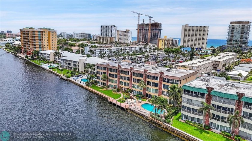 STUNNING PANORAMIC INTRACOASTAL VIEWS capture an endless boat - Beach Condo for sale in Pompano Beach, Florida on Beachhouse.com