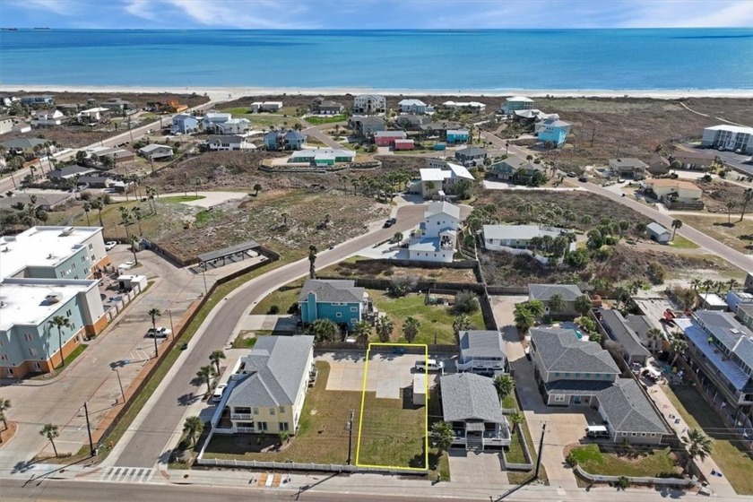 *Location, location, location!* If you're on the hunt for a - Beach Lot for sale in Port Aransas, Texas on Beachhouse.com