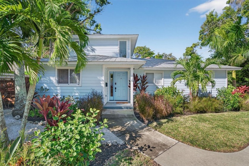 Charming Beach Home Getaway - Your Coastal Dream Awaits! No - Beach Home for sale in Bradenton, Florida on Beachhouse.com