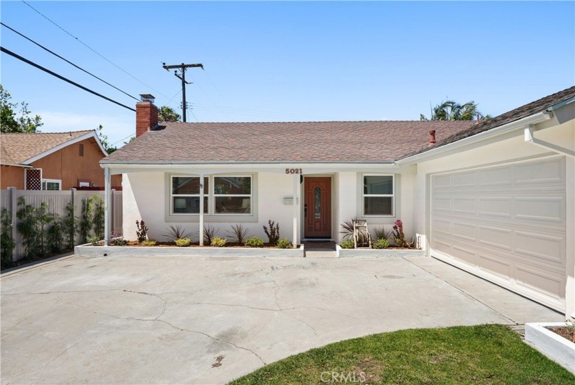 Welcome to 5021 Dovewood Drive, a coastal gem nestled in the - Beach Home for sale in Huntington Beach, California on Beachhouse.com