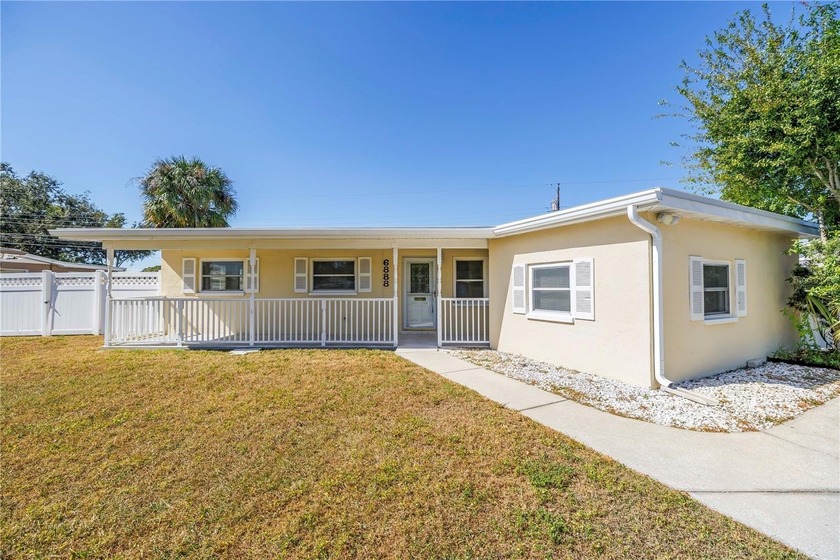 Beautifully Maintained Meadowlawn Home - No Flood Insurance - Beach Home for sale in St. Petersburg, Florida on Beachhouse.com