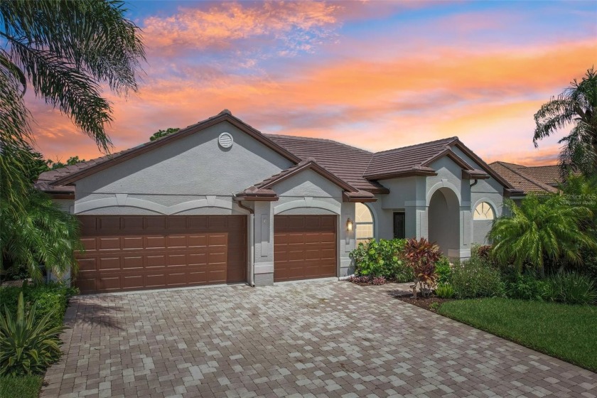 This completely renovated 4 bed/3 bath home offers one level - Beach Home for sale in Osprey, Florida on Beachhouse.com