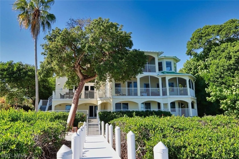 Opulent bay front retreat with endless potential on Captiva - Beach Home for sale in Captiva, Florida on Beachhouse.com