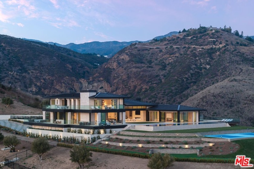 Introducing 6050 Murphy Way in Malibuan extraordinary, newly - Beach Home for sale in Malibu, California on Beachhouse.com