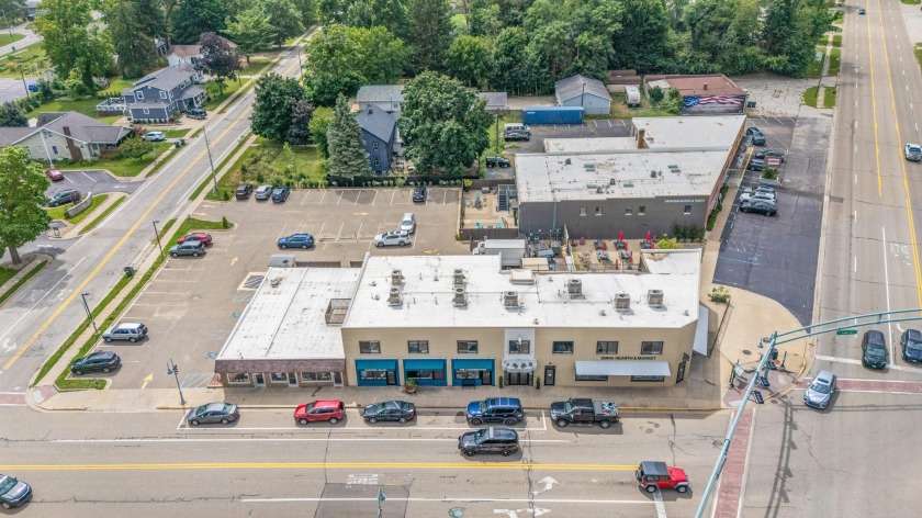 First time on the market! This 1bd/1ba condo is 560sf and is - Beach Condo for sale in Bridgman, Michigan on Beachhouse.com