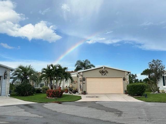 Sellers have moved North and and ready to sell! This rare find - Beach Home for sale in Punta Gorda, Florida on Beachhouse.com