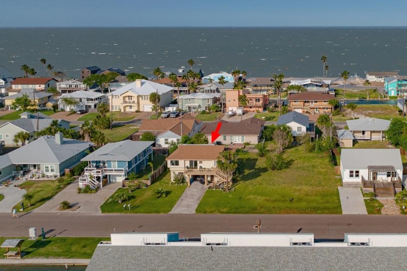 Coastal living in Key Allegro. This is 3-bedroom, 2-bathroom - Beach Home for sale in Rockport, Texas on Beachhouse.com