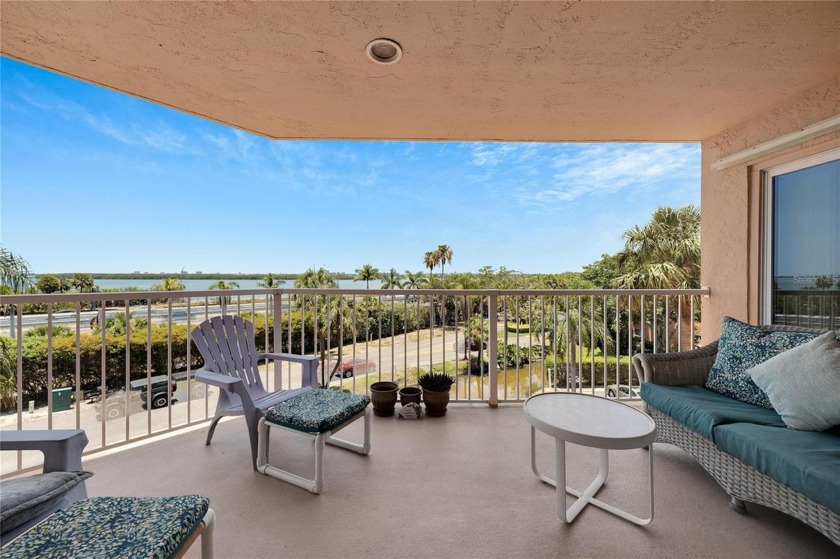 One of Tampa Bays Best Kept Secrets. South Bay. Rarely Available - Beach Condo for sale in St. Petersburg, Florida on Beachhouse.com