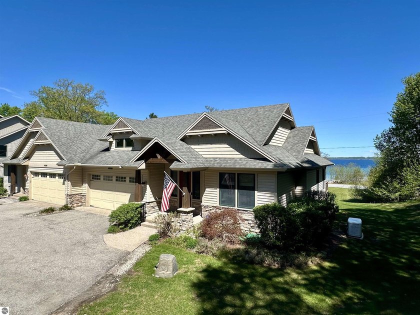 Rare Sapphire Shore Condo now available. Amazing views and 350 - Beach Condo for sale in Traverse City, Michigan on Beachhouse.com
