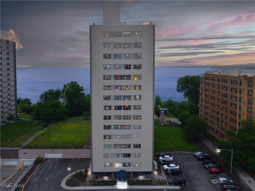 Price Improvement! Priced to sell, Don't miss out!!! One Bedroom - Beach Condo for sale in Lakewood, Ohio on Beachhouse.com