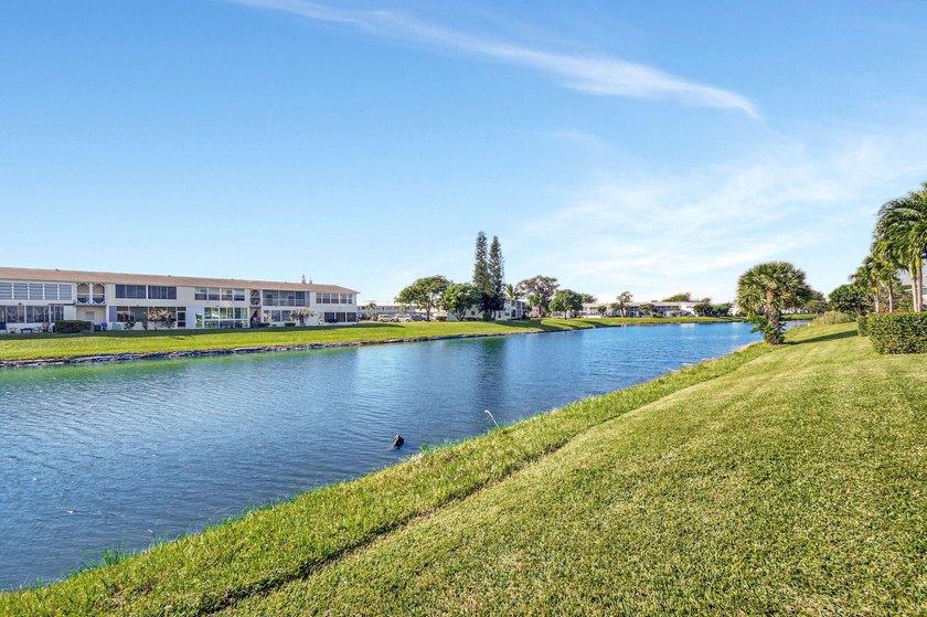 Is your dream moving to Florida ? I have the solution : this - Beach Condo for sale in West Palm Beach, Florida on Beachhouse.com