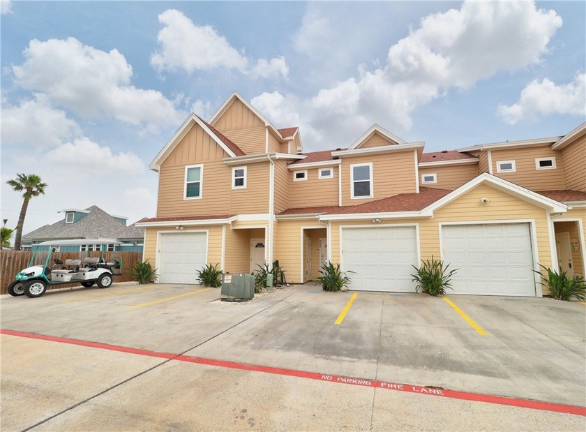 Welcome to the *Beachside Bungalo*.  This 3 bedroom, 2.5 bath - Beach Townhome/Townhouse for sale in Port Aransas, Texas on Beachhouse.com