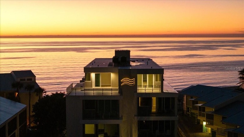 Luxury on the Coast defines this extraordinary penthouse - Beach Condo for sale in Englewood, Florida on Beachhouse.com